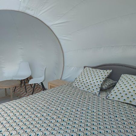 Cele Bulles Etoilees Hotell Brengues Exteriör bild