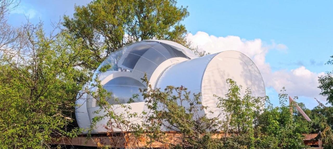 Cele Bulles Etoilees Hotell Brengues Exteriör bild